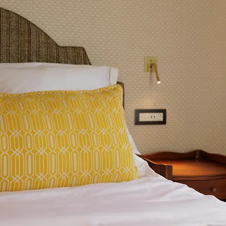 Botti Hotel Corfu (city)