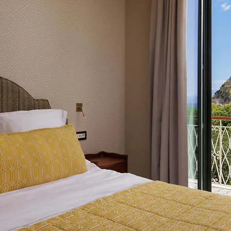 Botti 3* Corfu (city)